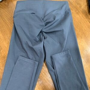 Space Gray Gym Leggings